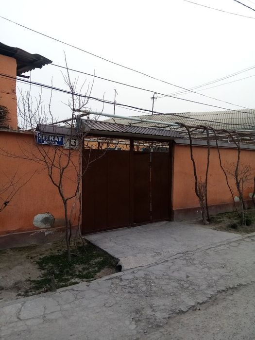 Продаётся дом  4,5 соток возле Санат Сорои.