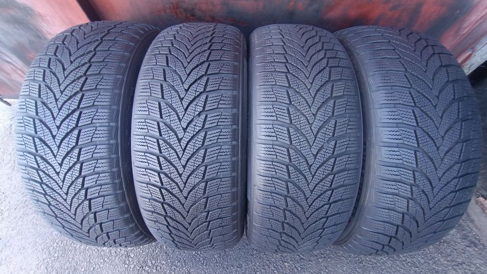 215/55/17 Nexen .