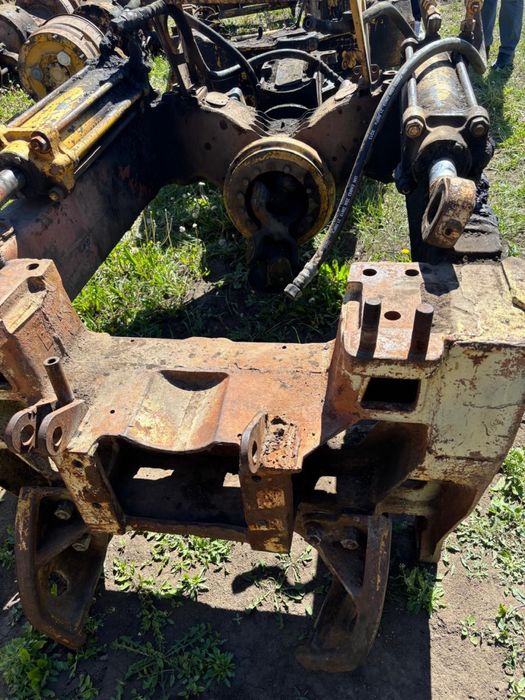 Продам запчасти от к-701