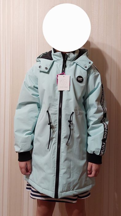 Утеплённая куртка на девочку 10 лет