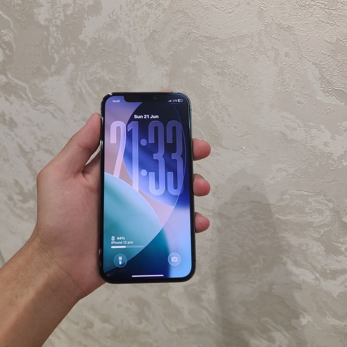 Iphone 12 pro ideal