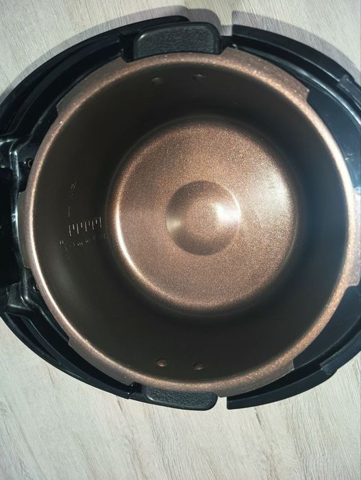 Мультиварка Kambrook APR401