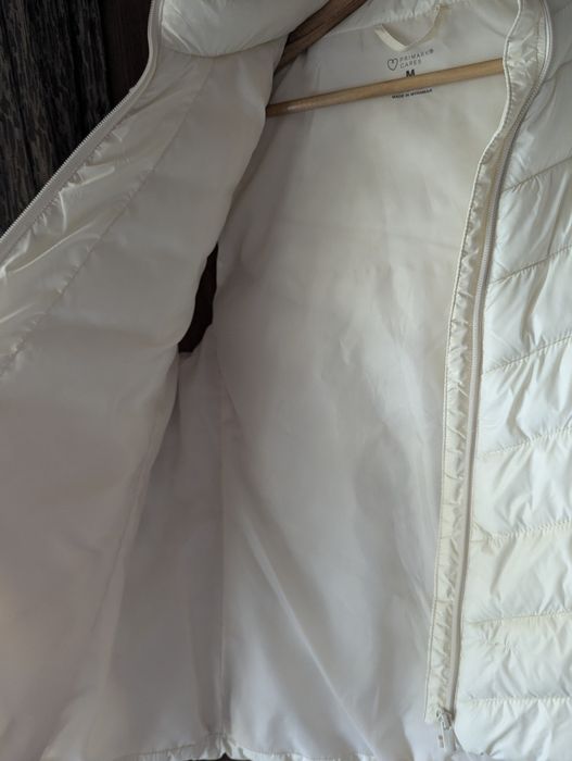 Vestă cu glugă damă, mărimea M/L – nepurtată, stare excelentă