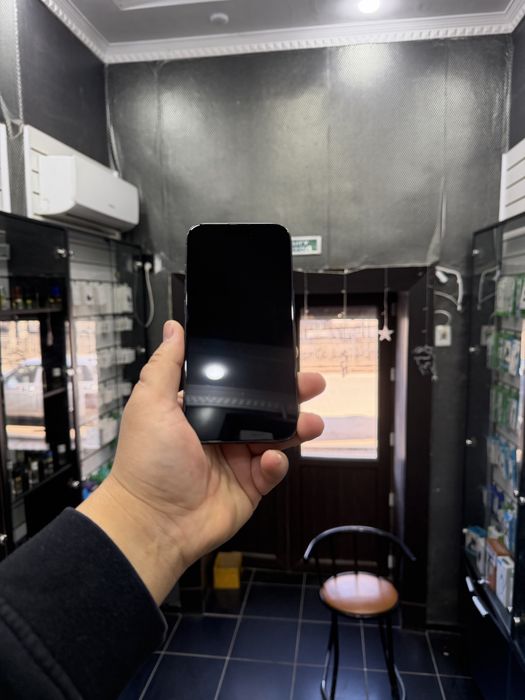 Iphone 15 Pro с гарантией