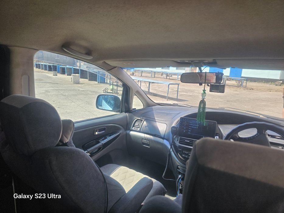 Продам Toyota Estima