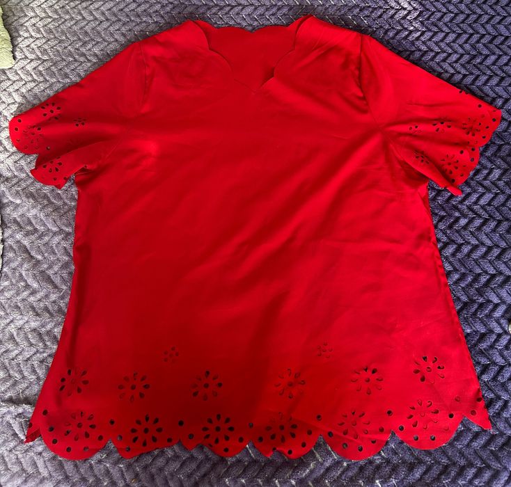 Отдам новое 50-52размер