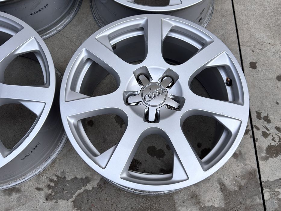 4бр Audi Q5 A4A5A6 17цола оригинални