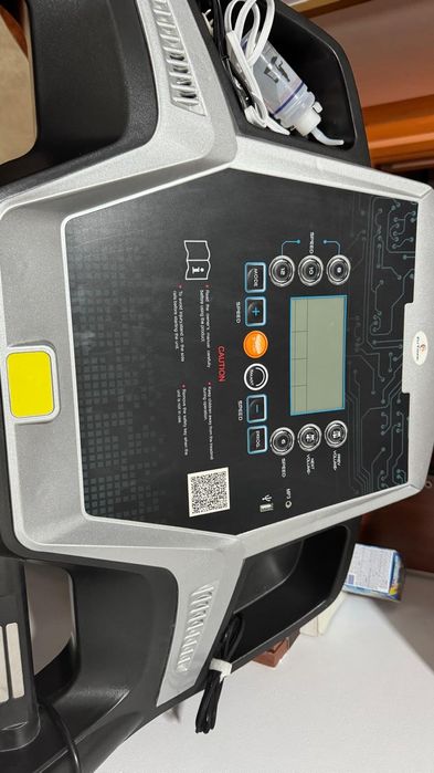 Banda de alergat electrica FitTronic D100