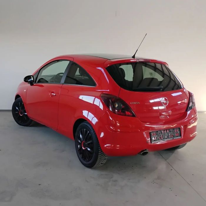 Opel Corsa D 2011