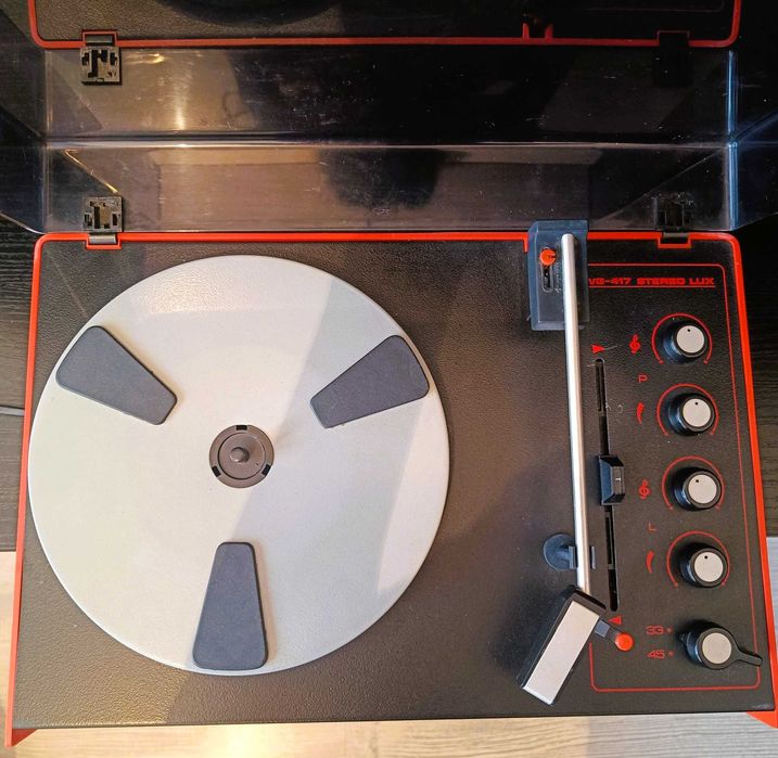 Pick-up vintage Unitra Fonica, modelul WG-417 Stereo, impecabil