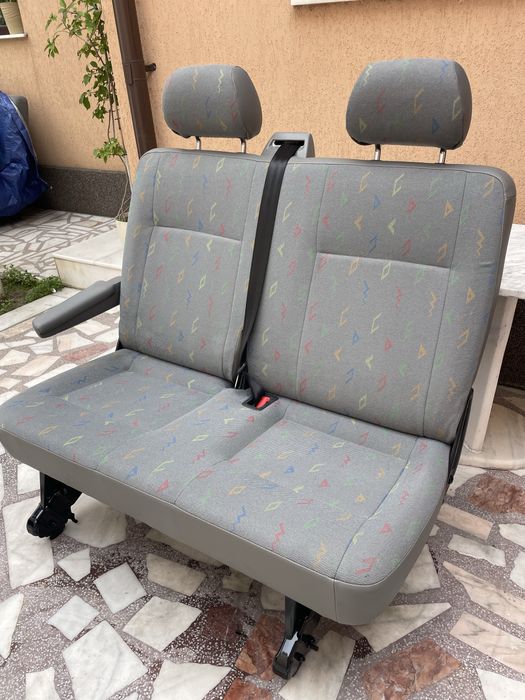 Banchete rindul 2 Volkswagen Transporter T5 an 2007 pret 1250 lei cu cotiera