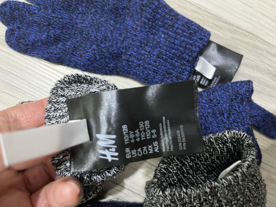Manusi baieti h&m marime 4-8 ani