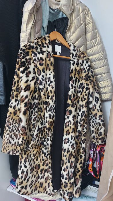 Леопардовое пальто шубка