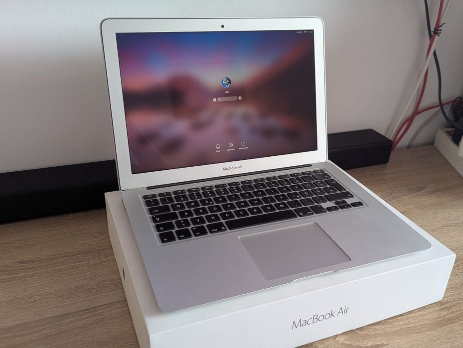 MacBook Air model 2017