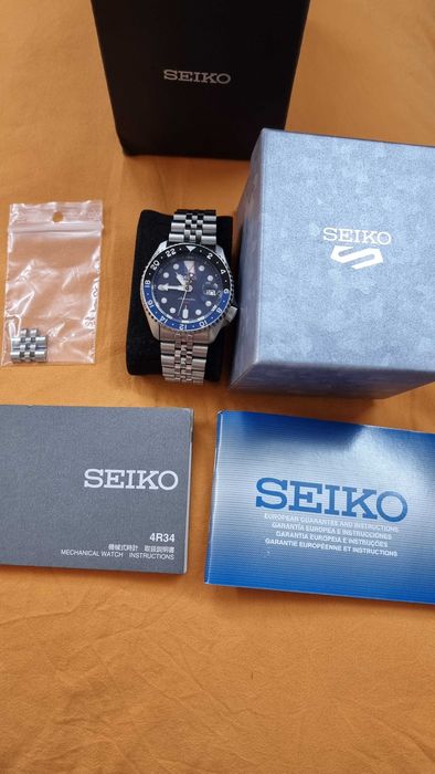 Мъжки часовник Seiko 5 Sport GMT Automatic SSK003K1