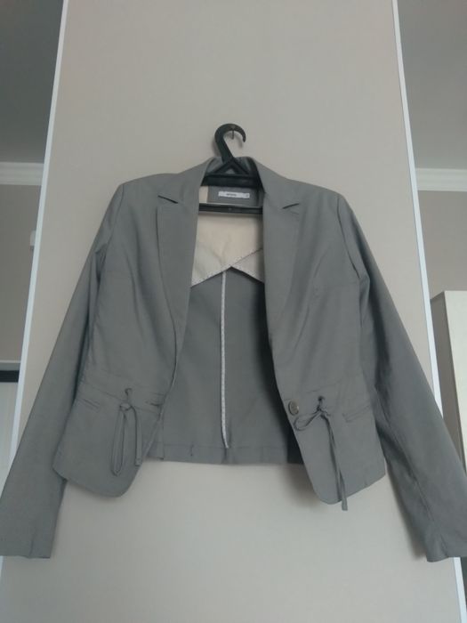Продам женский пиджак