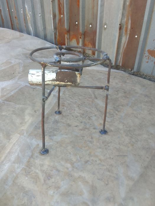 Продам таганок для паяльных ламп