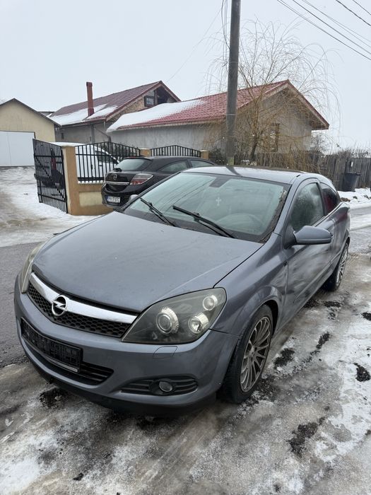 Dezmembrez opel astra h gtc 2.0 LER 200 cai