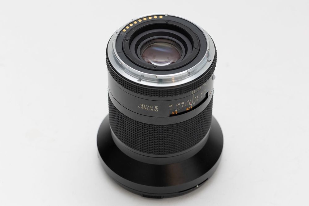 Vand obiectiv Carl Zeiss 35mm F3.5 Distagon (pentru Contax 645)