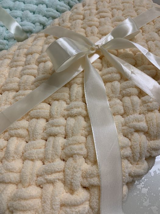 Детские одеяла ручной работы. Пледы из Ализе пуффи на заказ