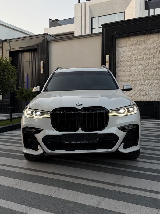 BMW x7 xdrive 2020