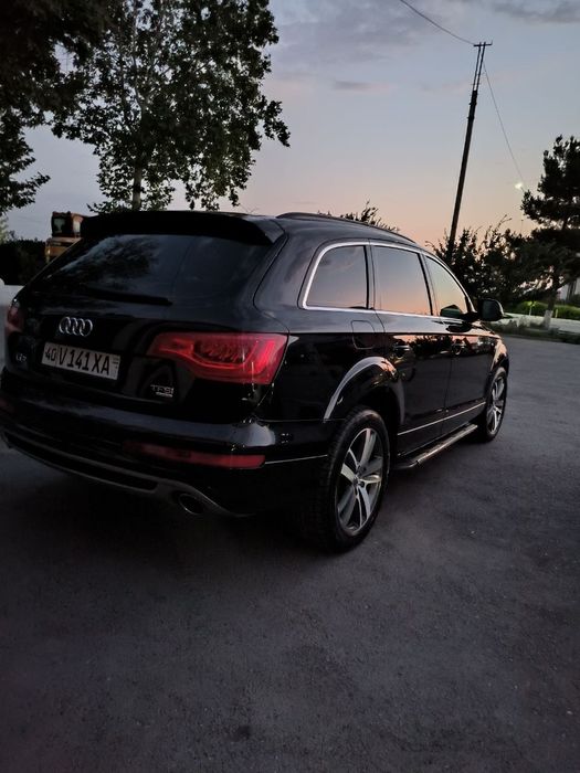 Audi Q7 2012 bir qol