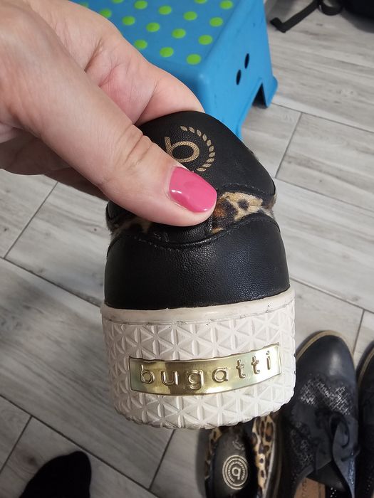 Pantofi cu șiret Bugatti