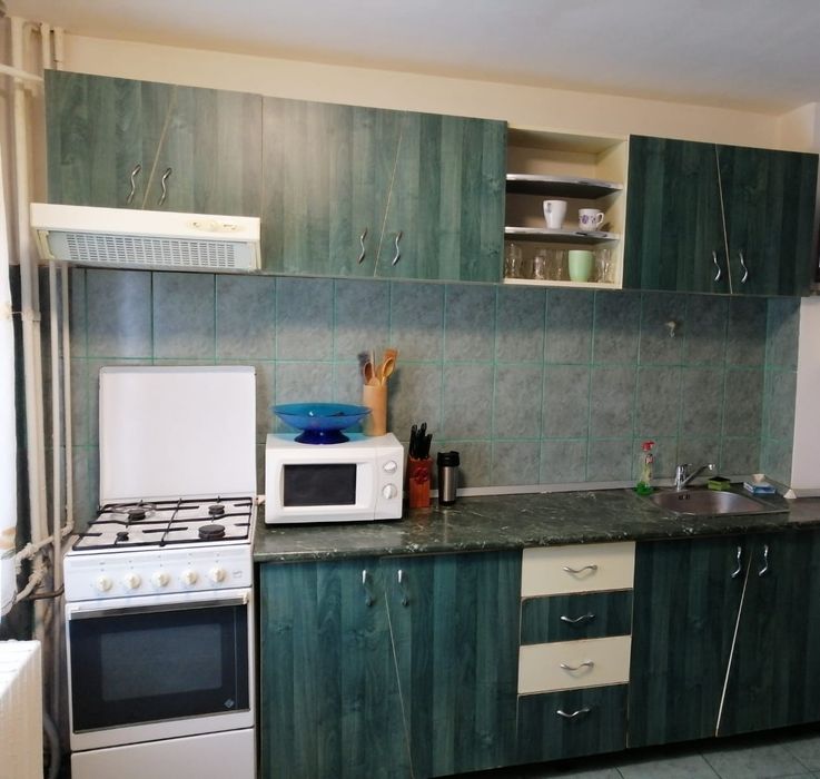 Apartament 2 camere confort 1 spațios.
