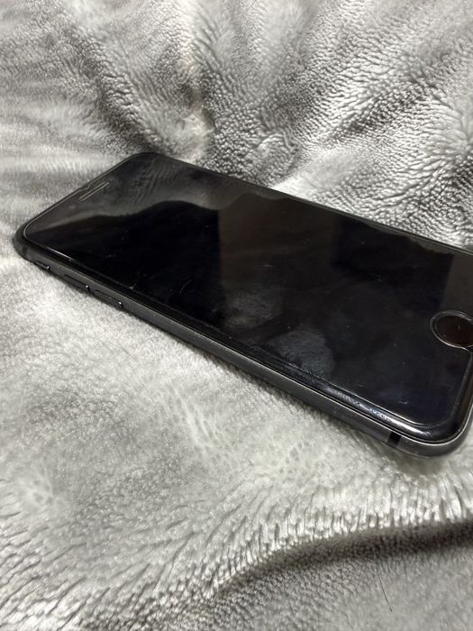 Vand iPhone 8