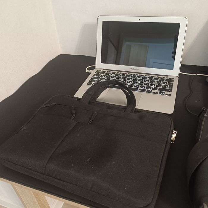 Продам MacBook Air