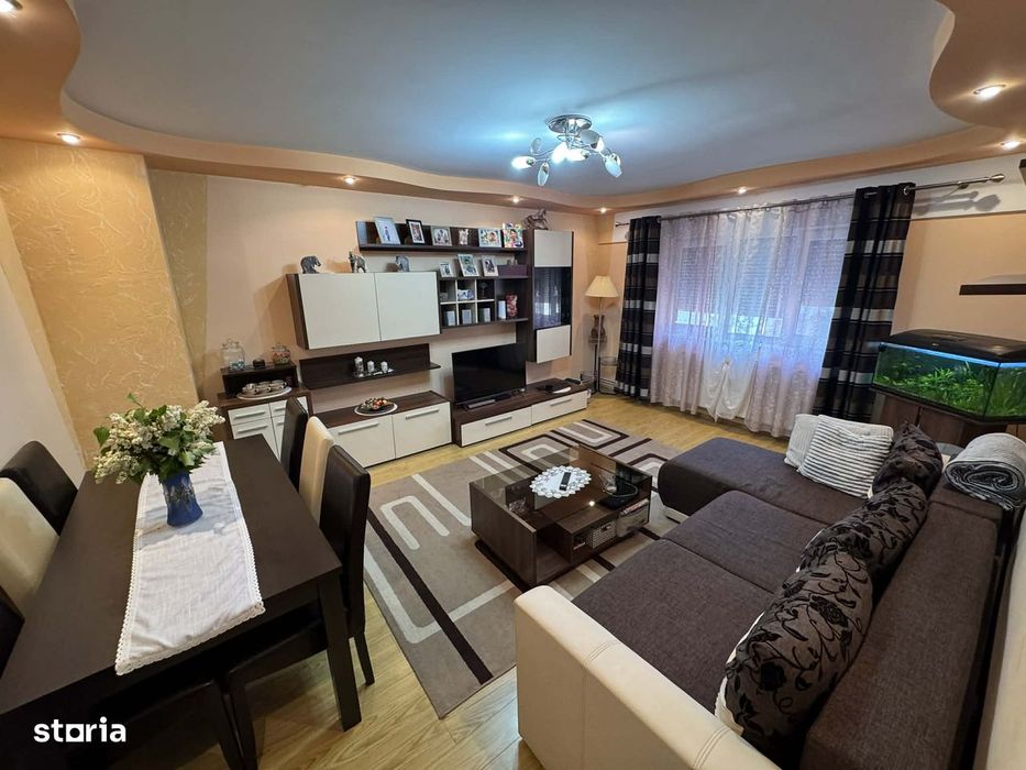 Apartament 3 camere decomandate , finisat , Carpati 2