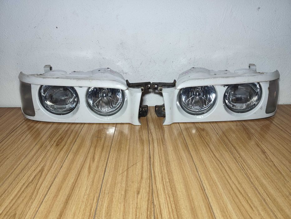 Фары 2шт Nissan Cedric Gloria Y33 95-97г Ниссан Цедрик Глория 33 перед