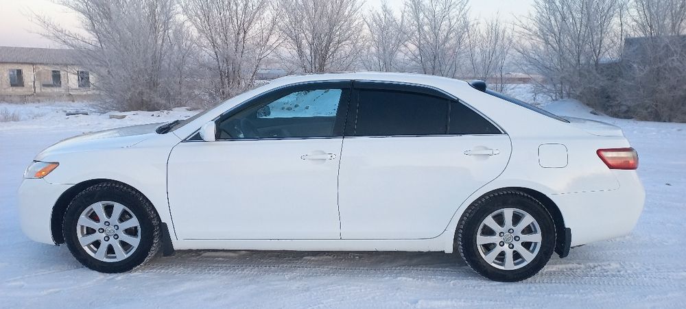 Продам тайота камри