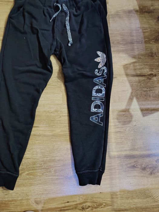 ADIDAS Originals- оригинален