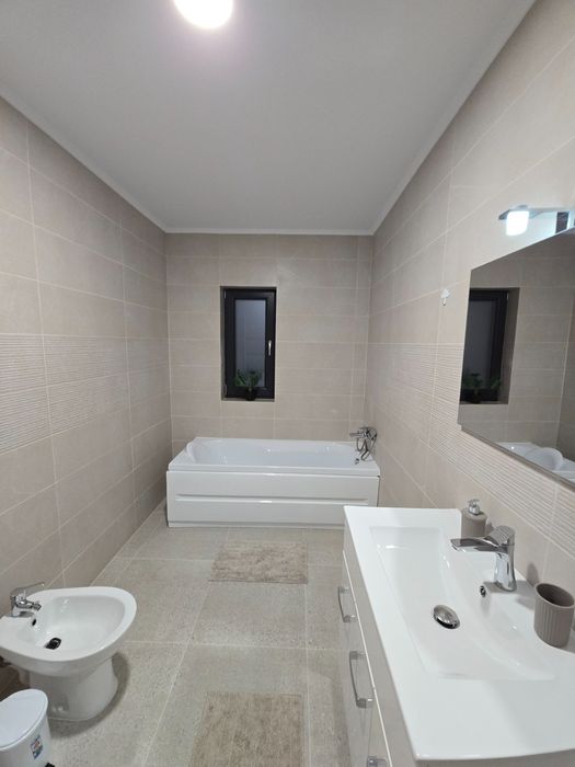 Inchiriez casa Copou Viticultori