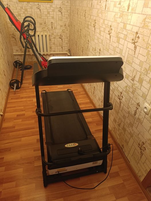 Беговая дорожка б/у