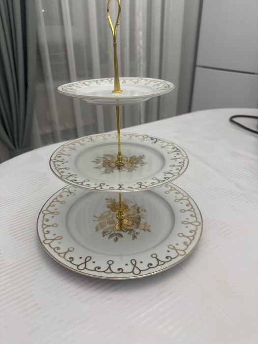 Продам этажерку