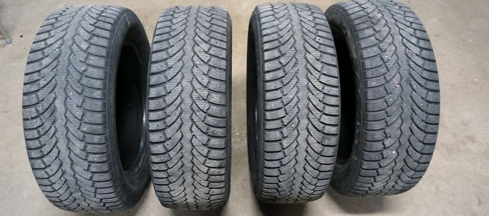 Продам б/у шины 225/60R17