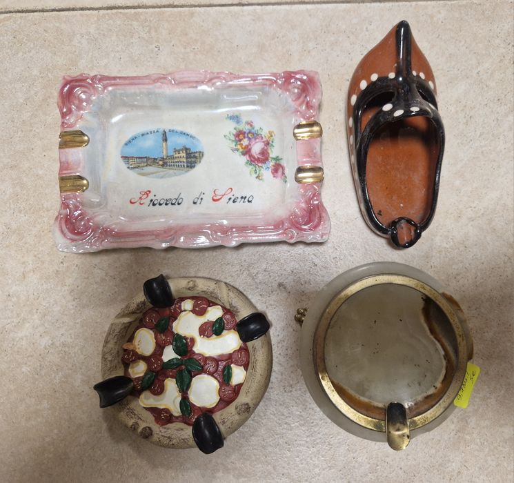 Разпродажба пепелници