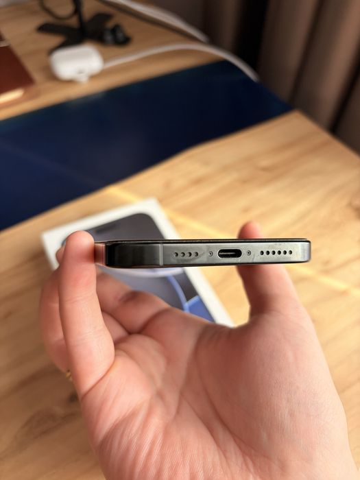 Apple iphone 16 pro max 512gb esim 93%