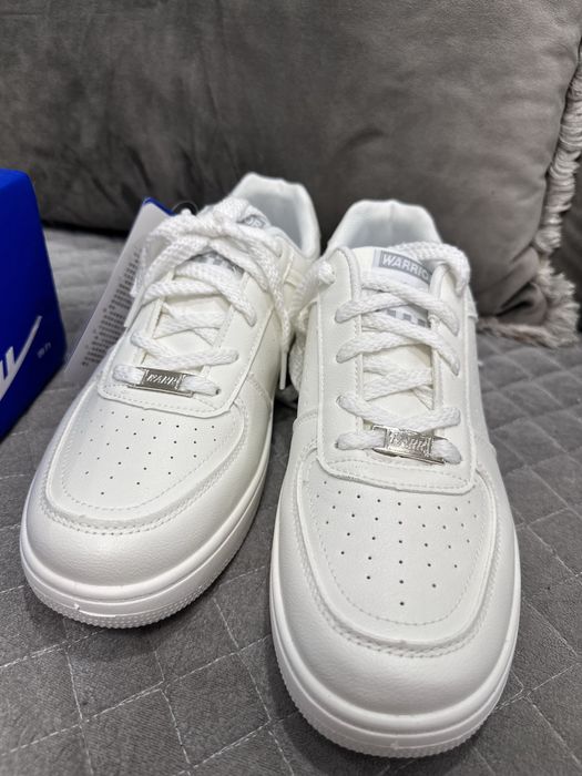 Новые мужские кроссовки