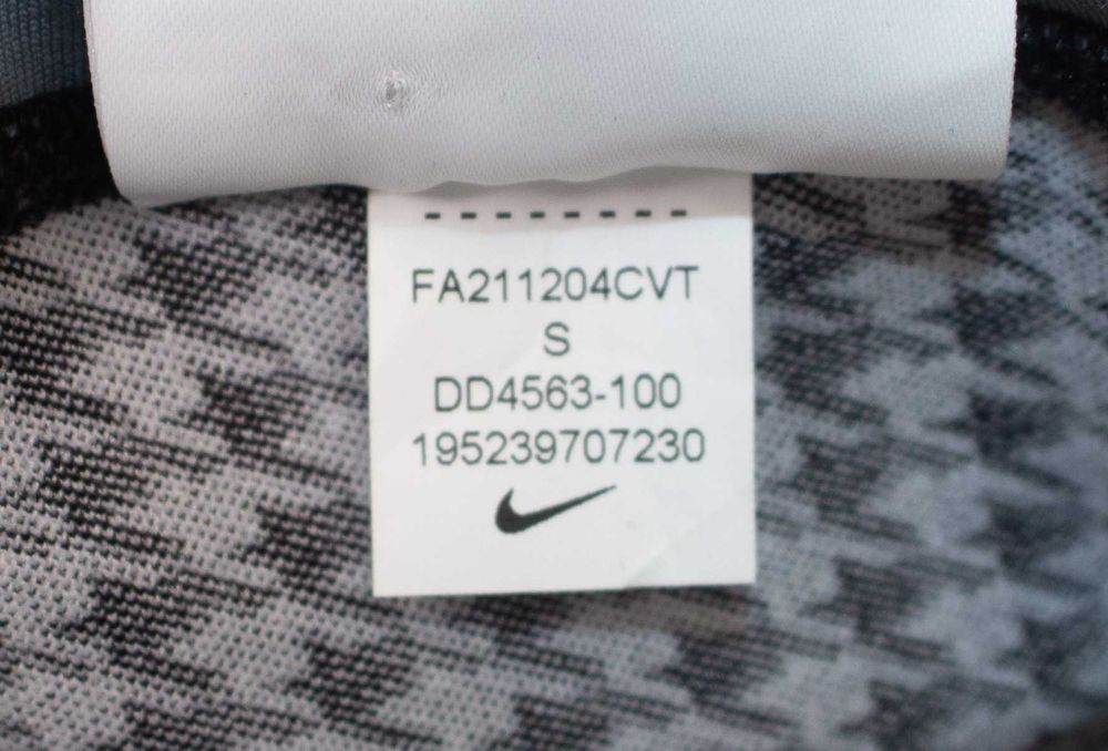 Nike Dri Fit оригинален дамски клин висока талия черно и бяло пепит S