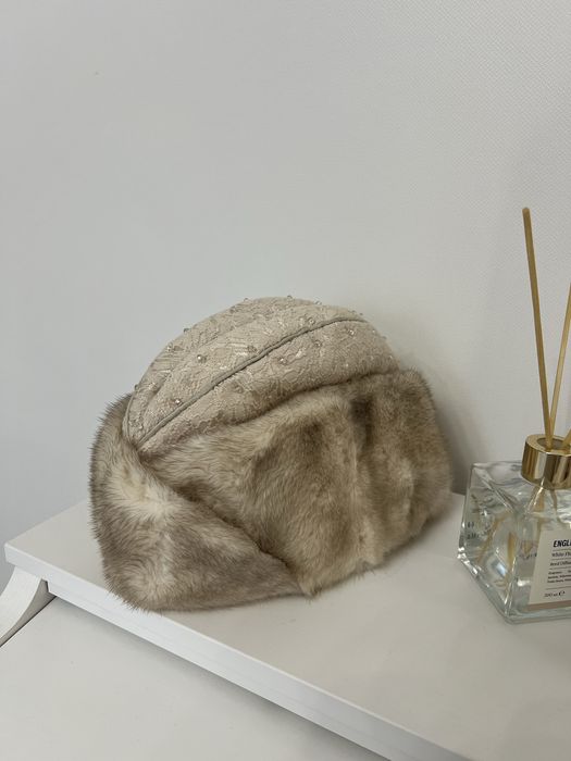 Норковая шапка, пилотка