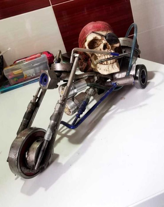 Obiect decorativ moto