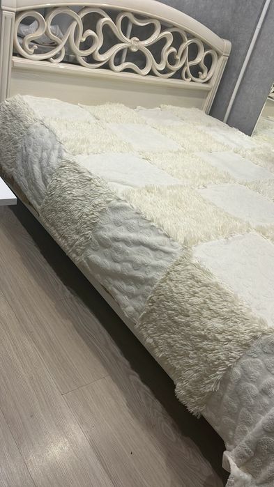 Продам  кровать  двуспальную