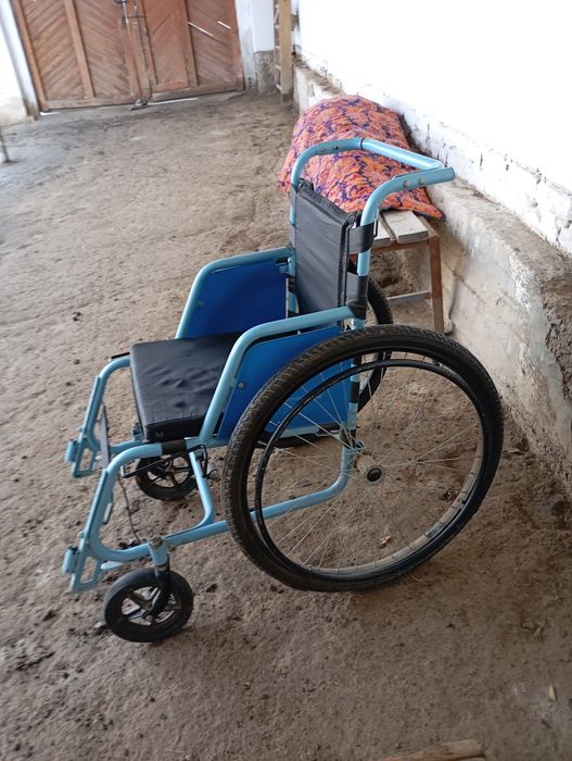 Инвалидная коляска