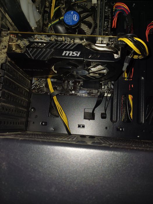 Procesor I5 + GTX 1060 + placă de bază