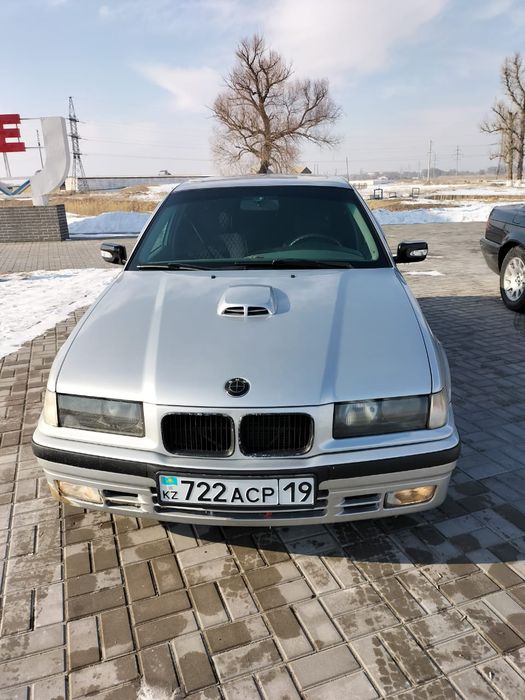 Продам бмв е36 е38