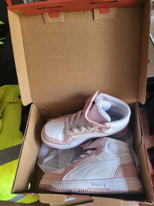 Pantofi puma numar 32