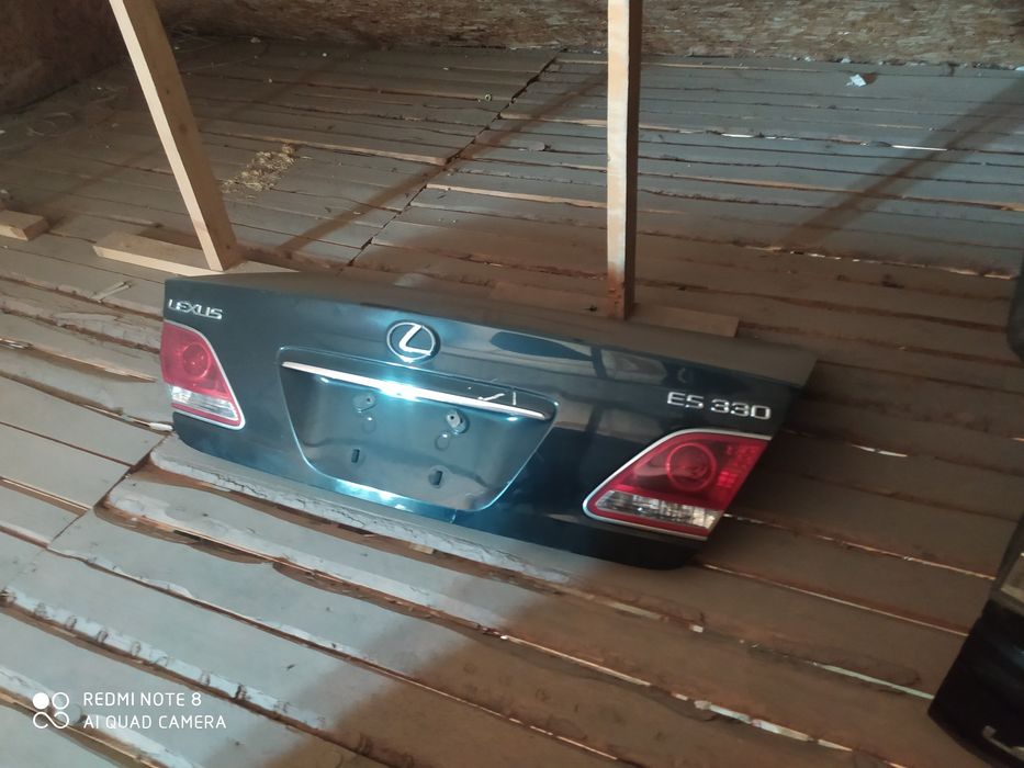 Задняя крышка lexus
